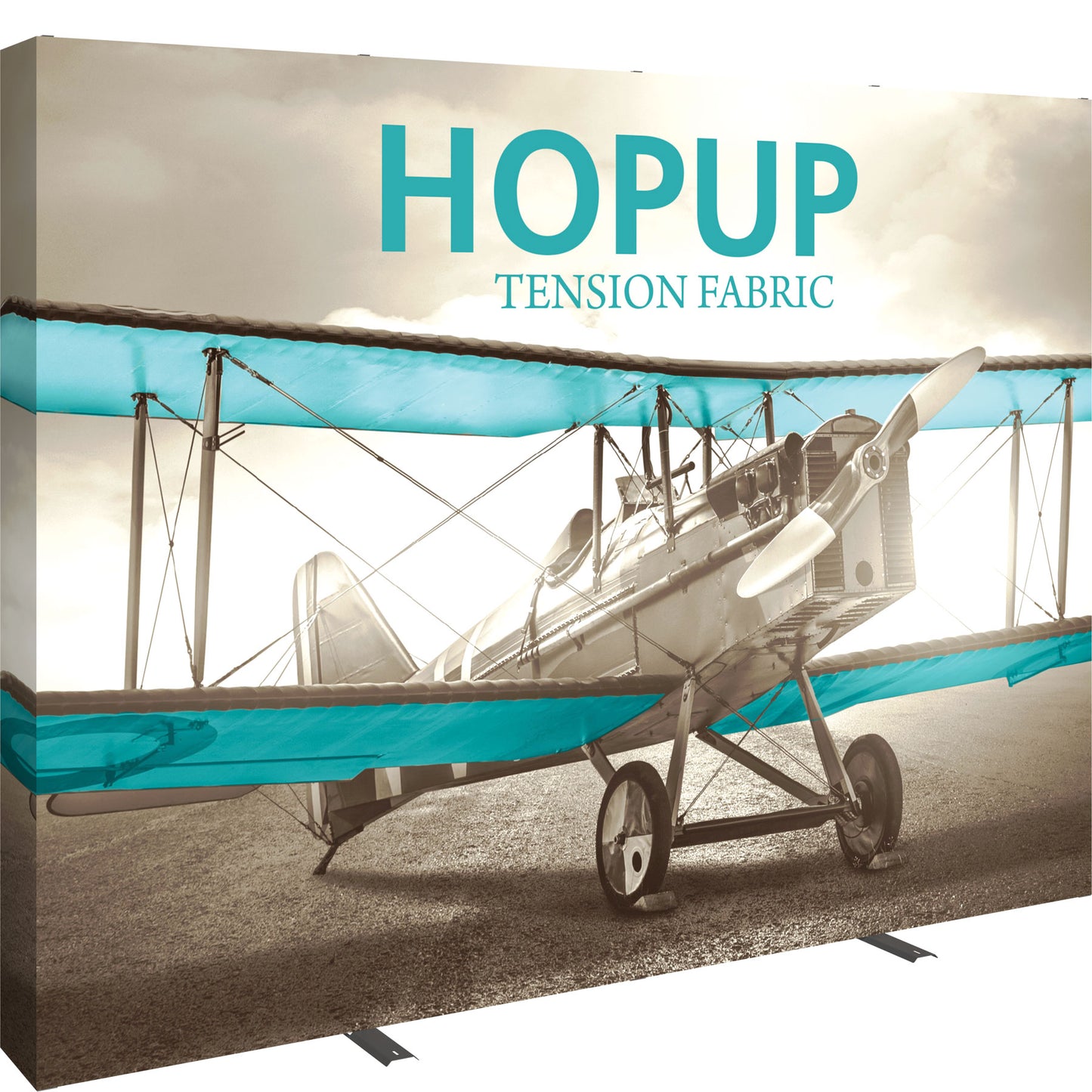 A Hopup™ 4×3 straight pop-up display set up as a 10′ × 7½′ smooth tension fabric wall graphic, facing right. Perfect for exhibits at trade shows and retail.