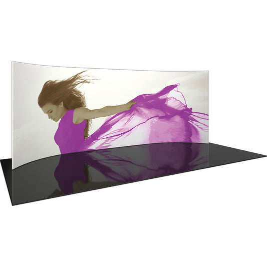 Formulate® Master Tradeshow Backdrop, Curved · 20′ wide, 7½′ tall