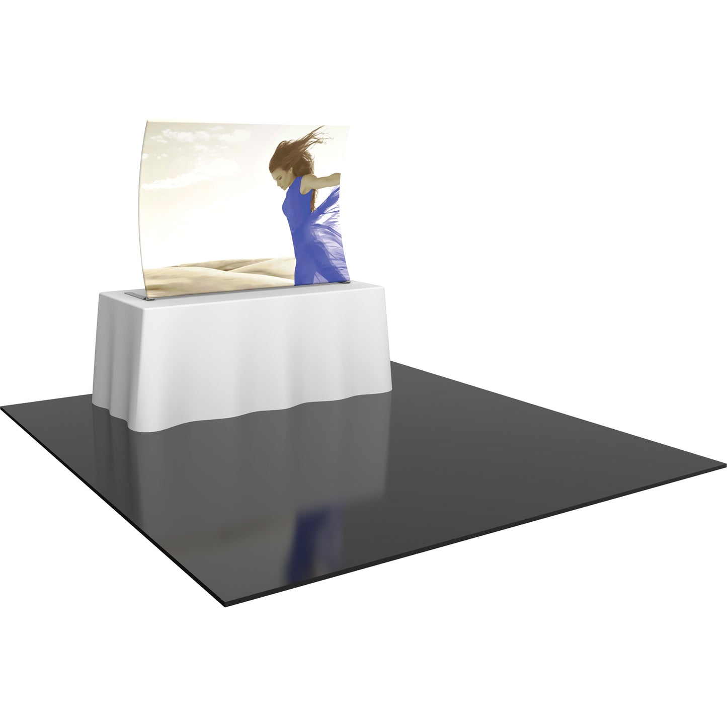 Formulate® Master Tension Fabric Tabletop Display · 5′ wide, Vertically Curved